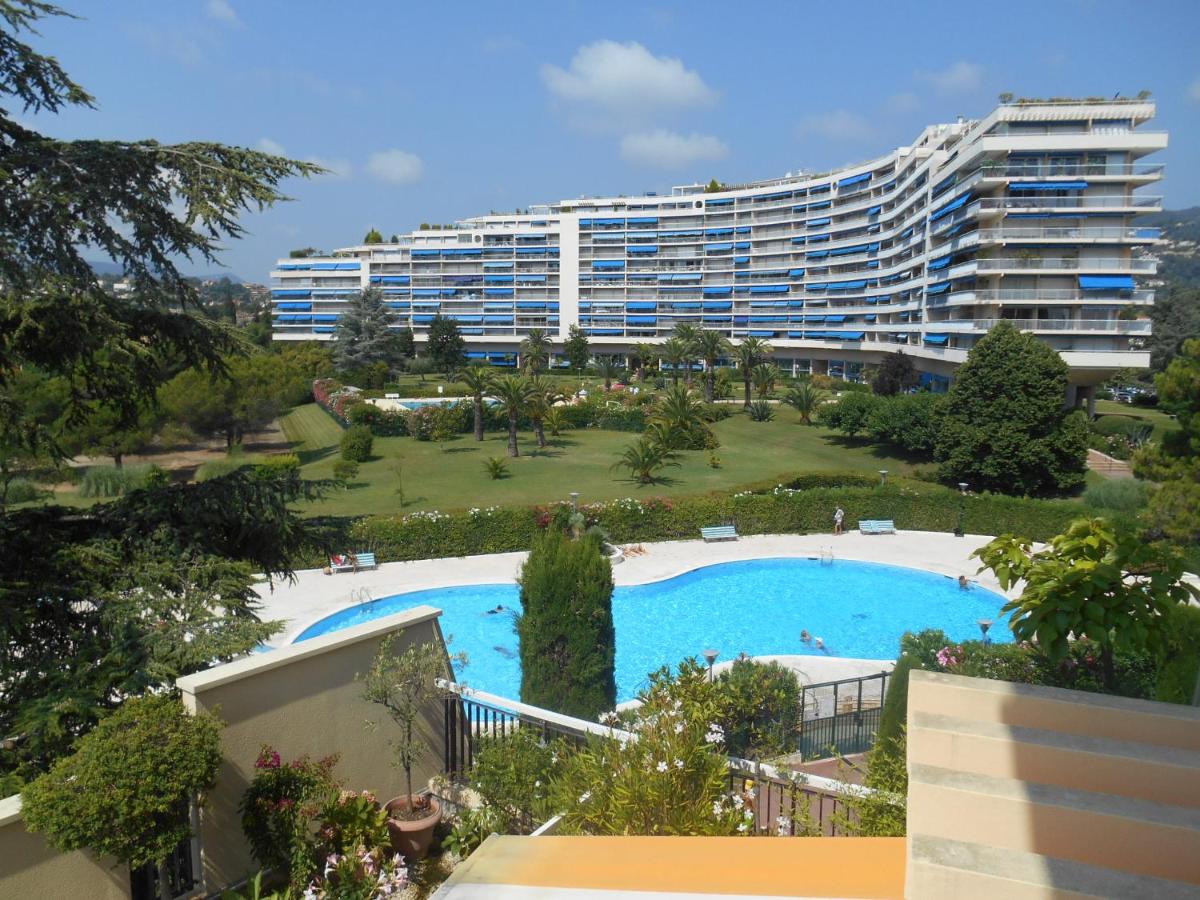 Appartement Le France - Vacances Côte d'Azur - Housity