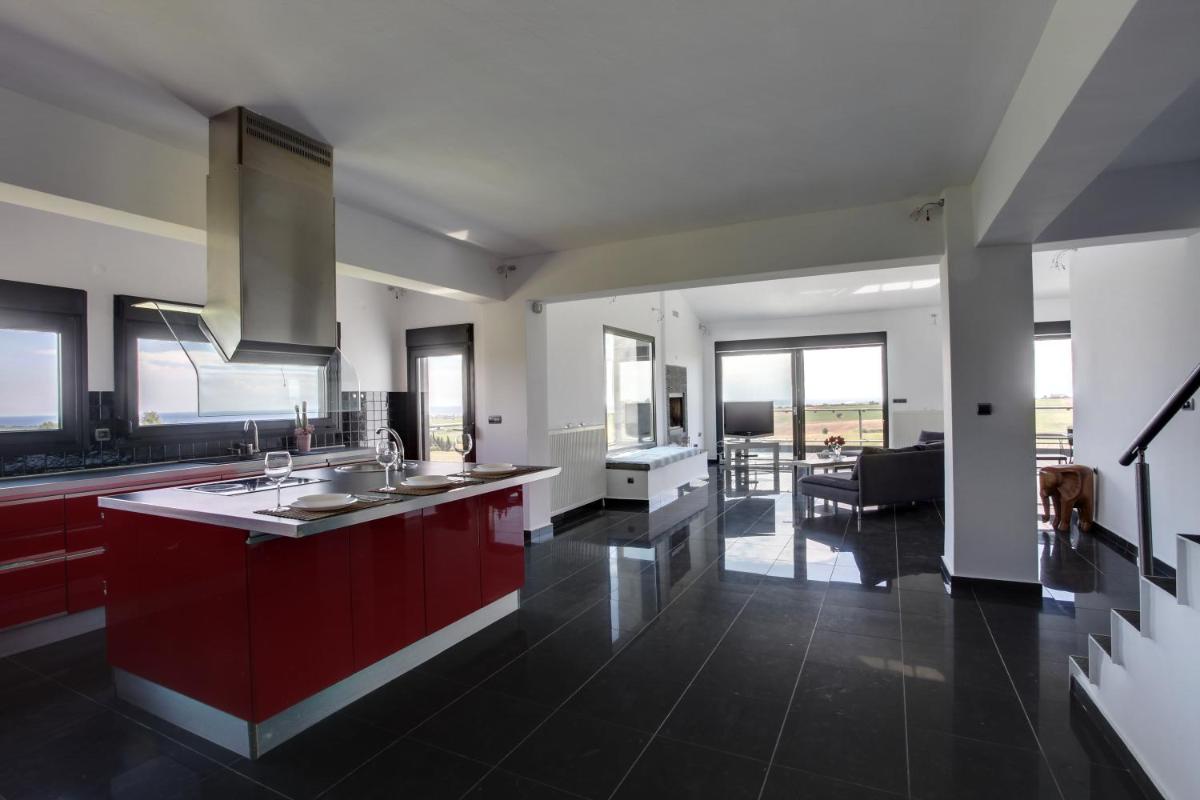 Leni qua...view house... - Housity