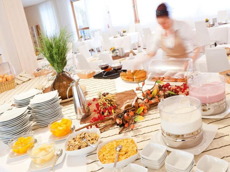 Bio Hotel Benny - Housity