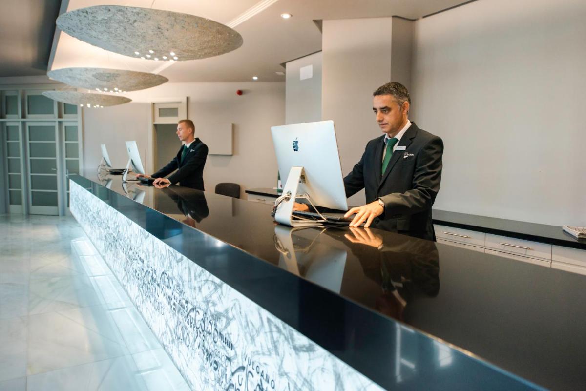 Clientes alojados en Spring Hotel Vulcano