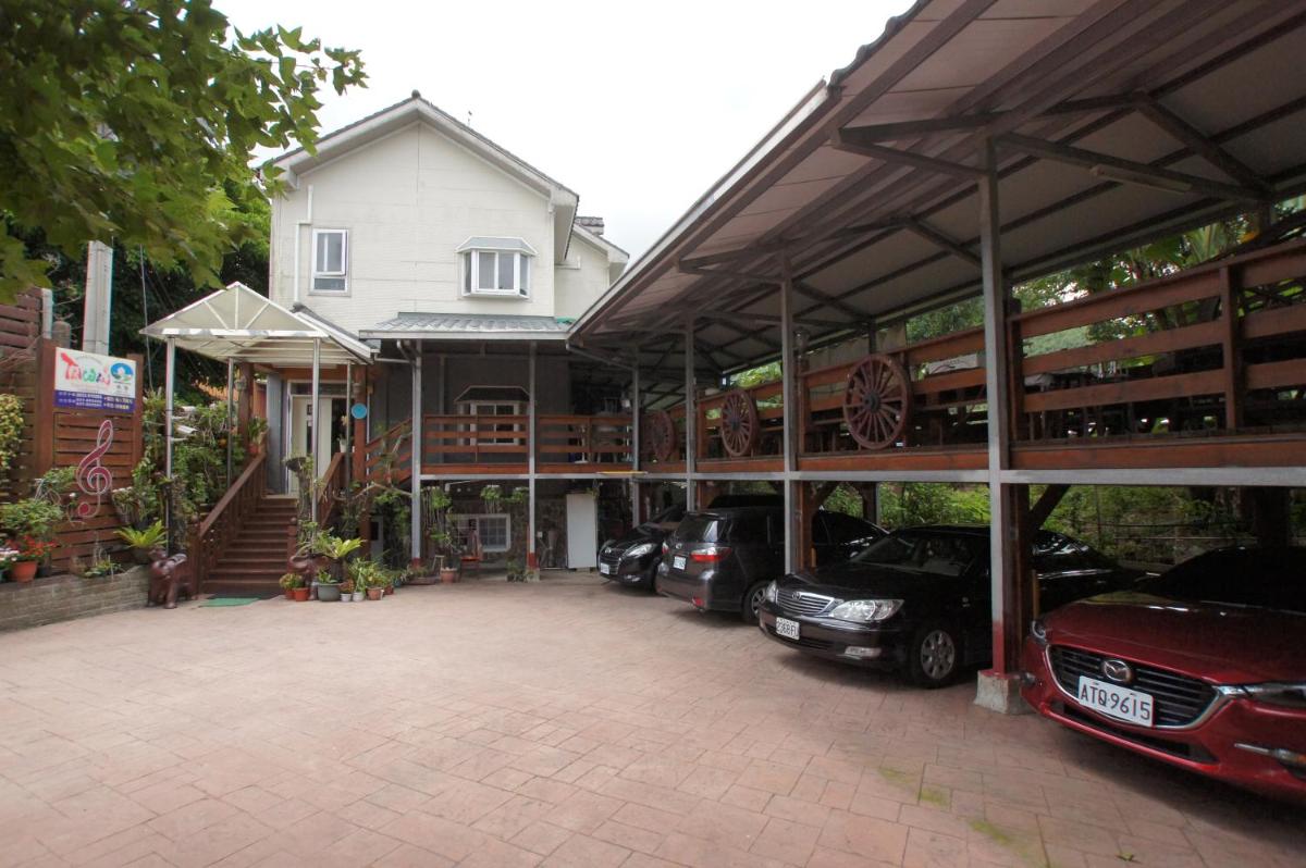 Music House Homestay - Housity