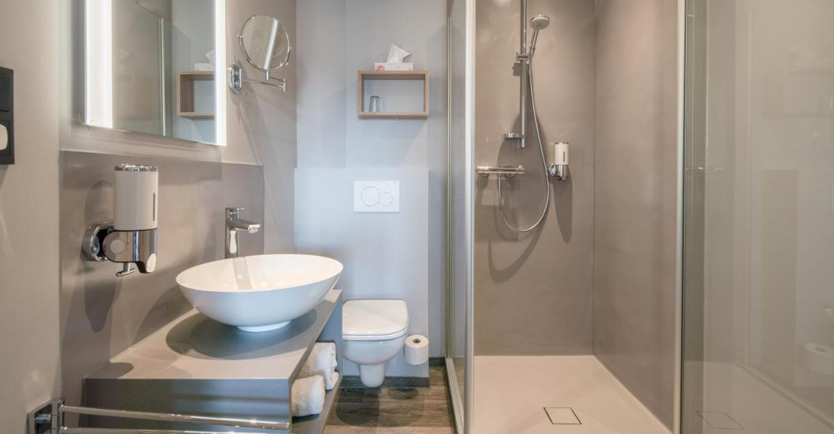 Hotel zur Post - Economy Rooms - Housity