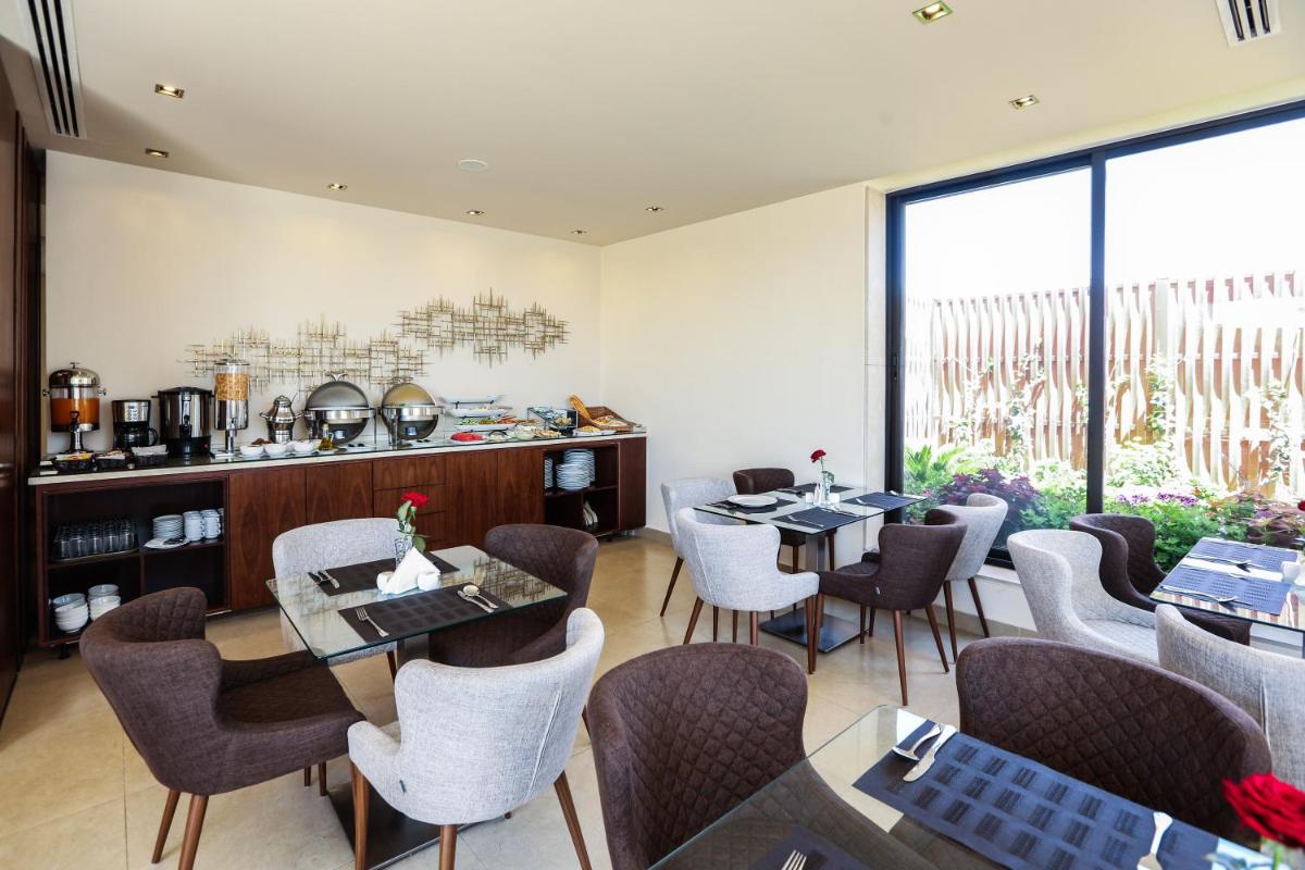 Khuttar Apartment - Housity