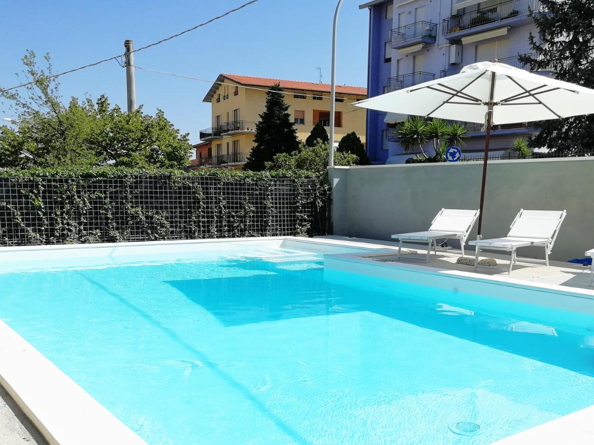 HOTEL L' ANFORA - Housity