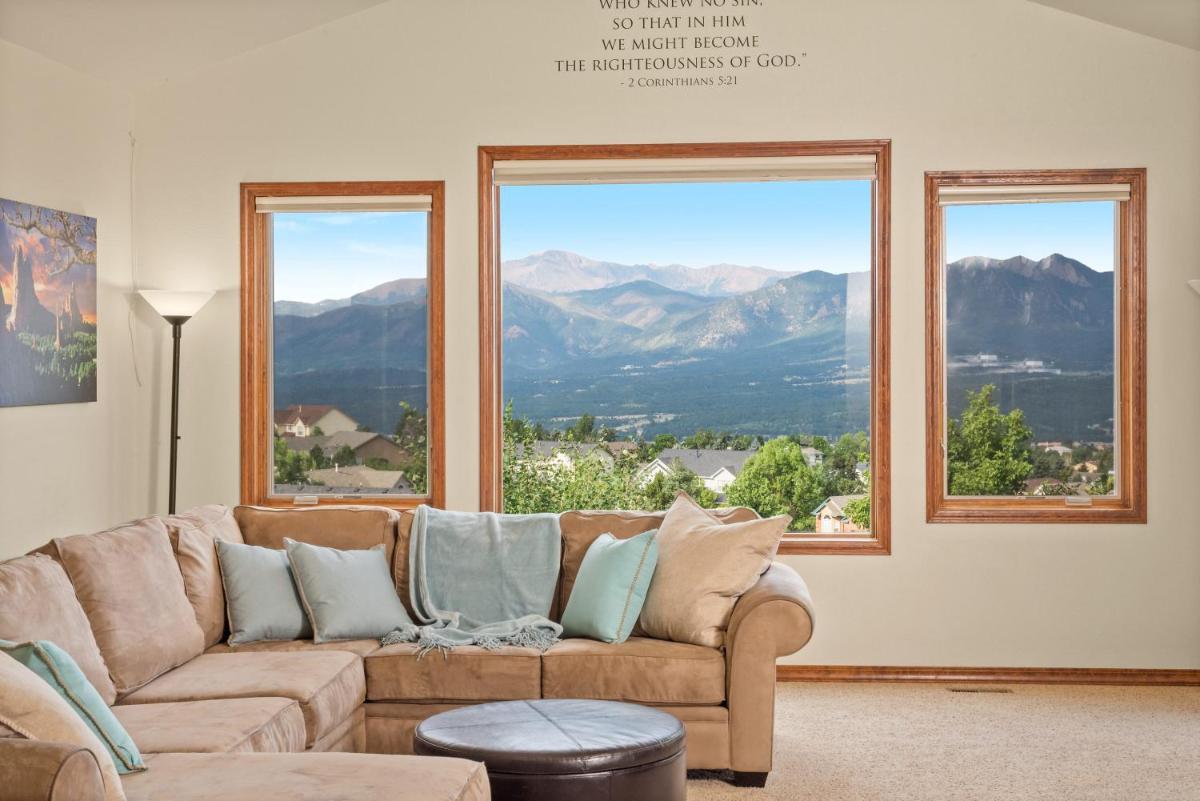 Forests Edge Retreat - Housity