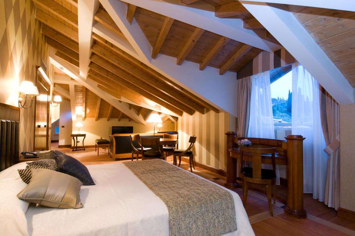 Hotel Villa Del Sogno - Housity