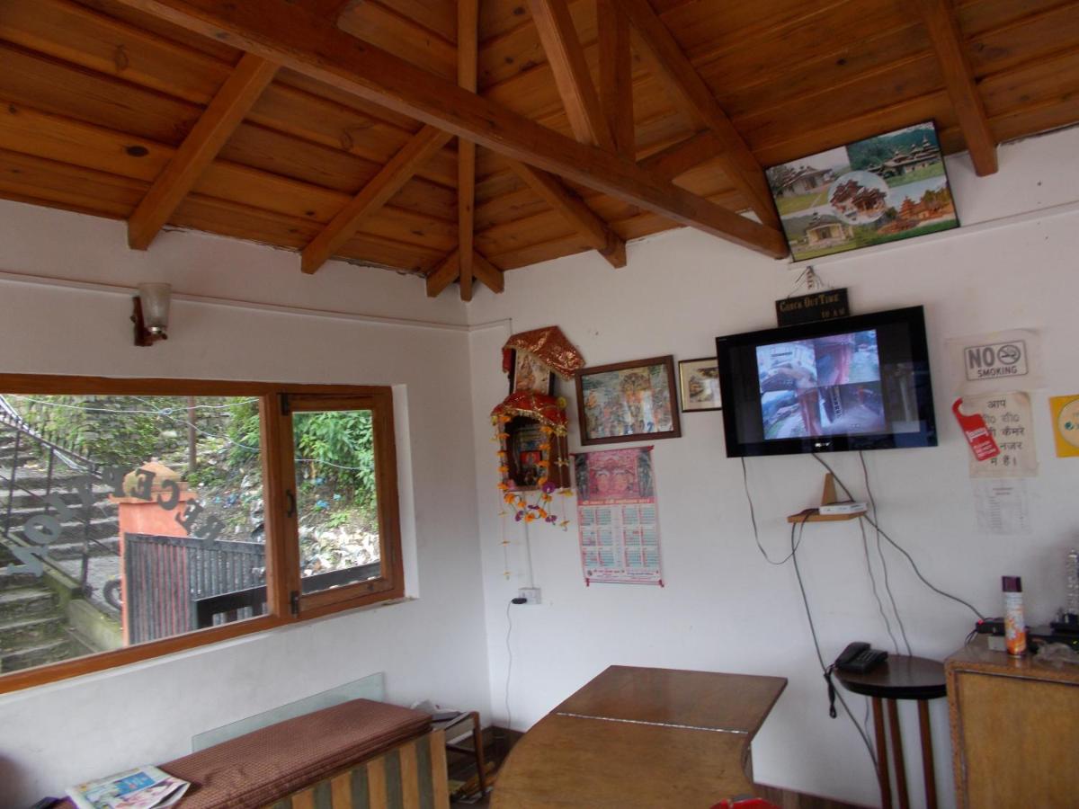 Hotel Raj Mahal(100 metres from Mall road) - Housity