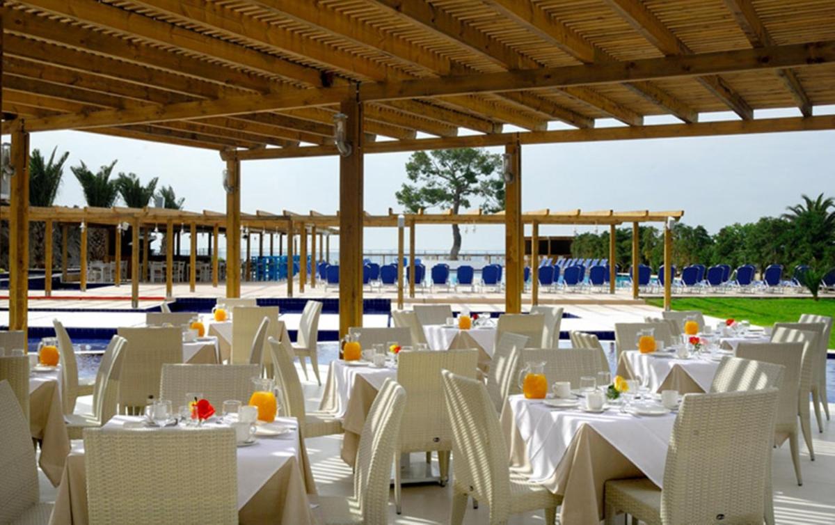 Suitetrails - Kinetta Beach Resort and Spa