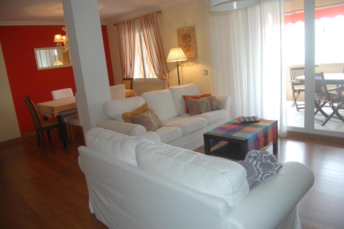 Amplio Apartamento en La Manga - Housity