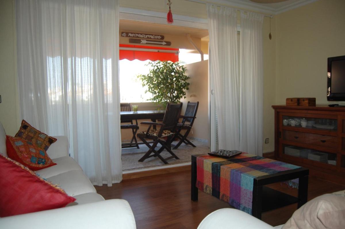 Amplio Apartamento en La Manga - Housity