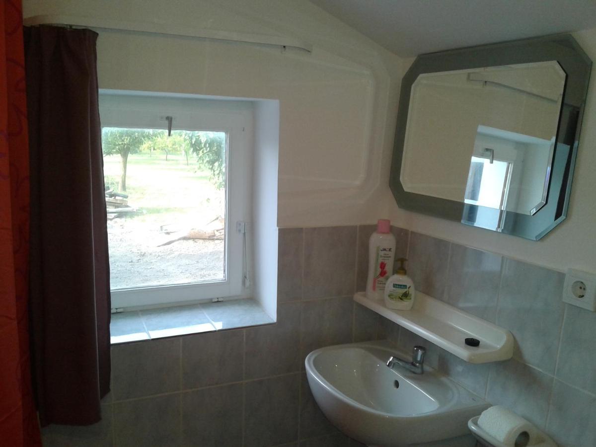 100 ÉVES NOSZTALGIA APARTMAN - Housity