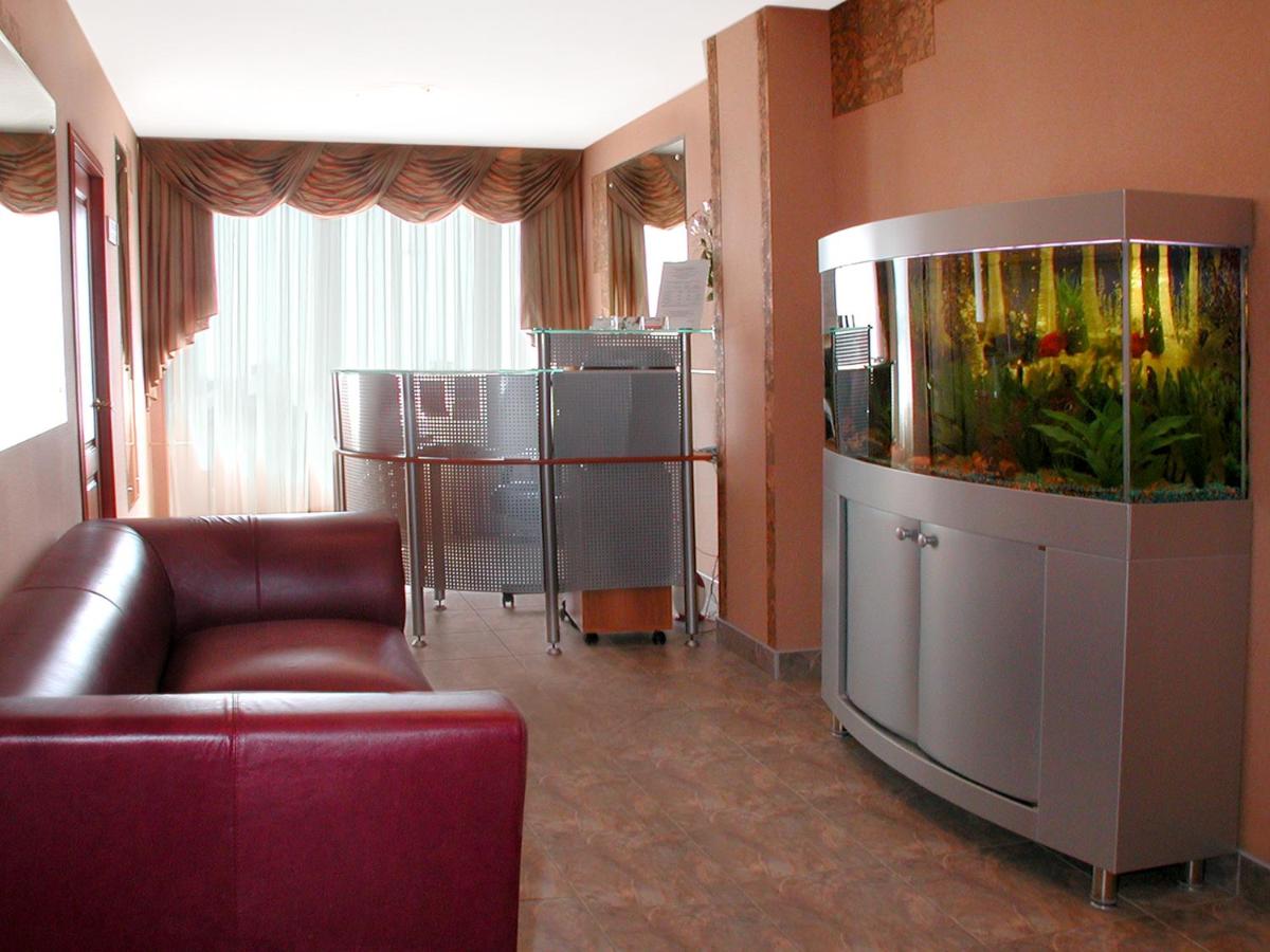 Chelyabinsk Hotel on 5th floor - Housity