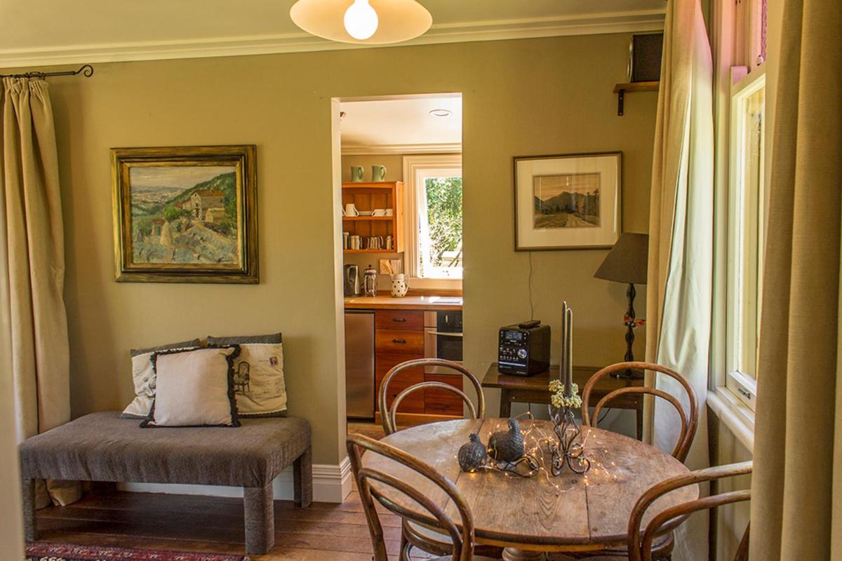 Secluded Haven Near Bush, Beach & Havelock North - Housity