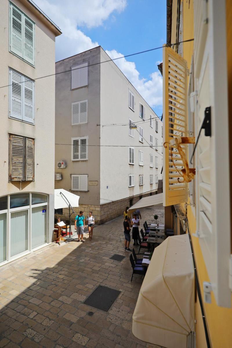 Greta Residence - Housity