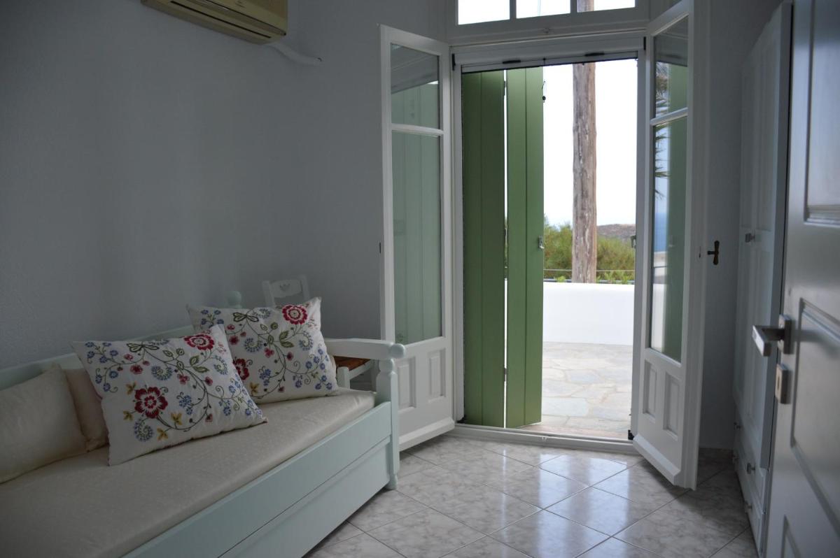 Maximos House - Housity