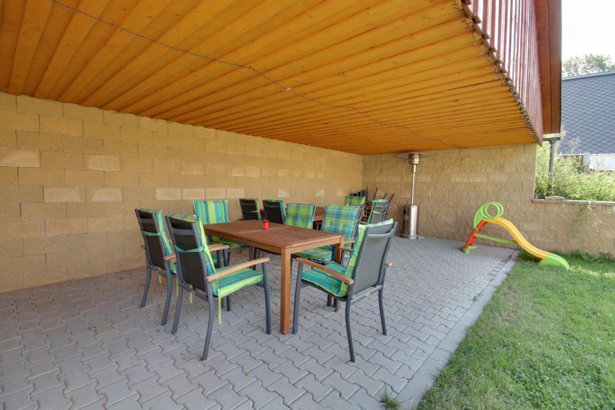 Guest House Pod Hájkem - Housity