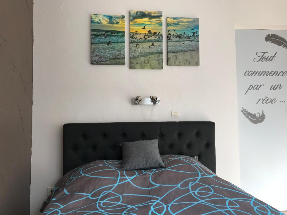 Lumineux T2 Vieille ville 3 pers parking gratuit - by La Source d'OrFée - Housity