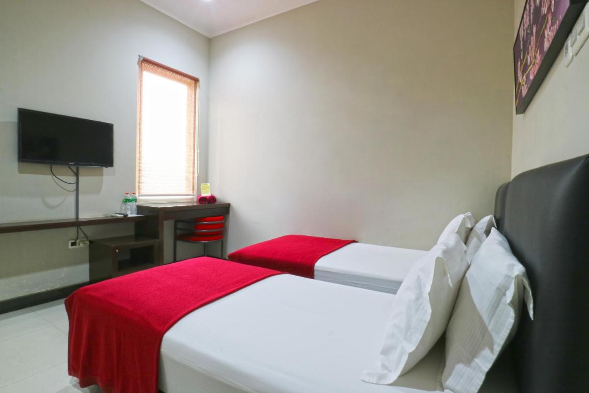 Chiaro Hotel Syariah - Housity