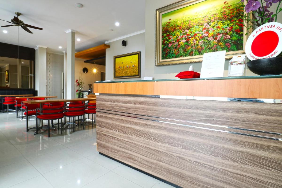 Chiaro Hotel Syariah - Housity