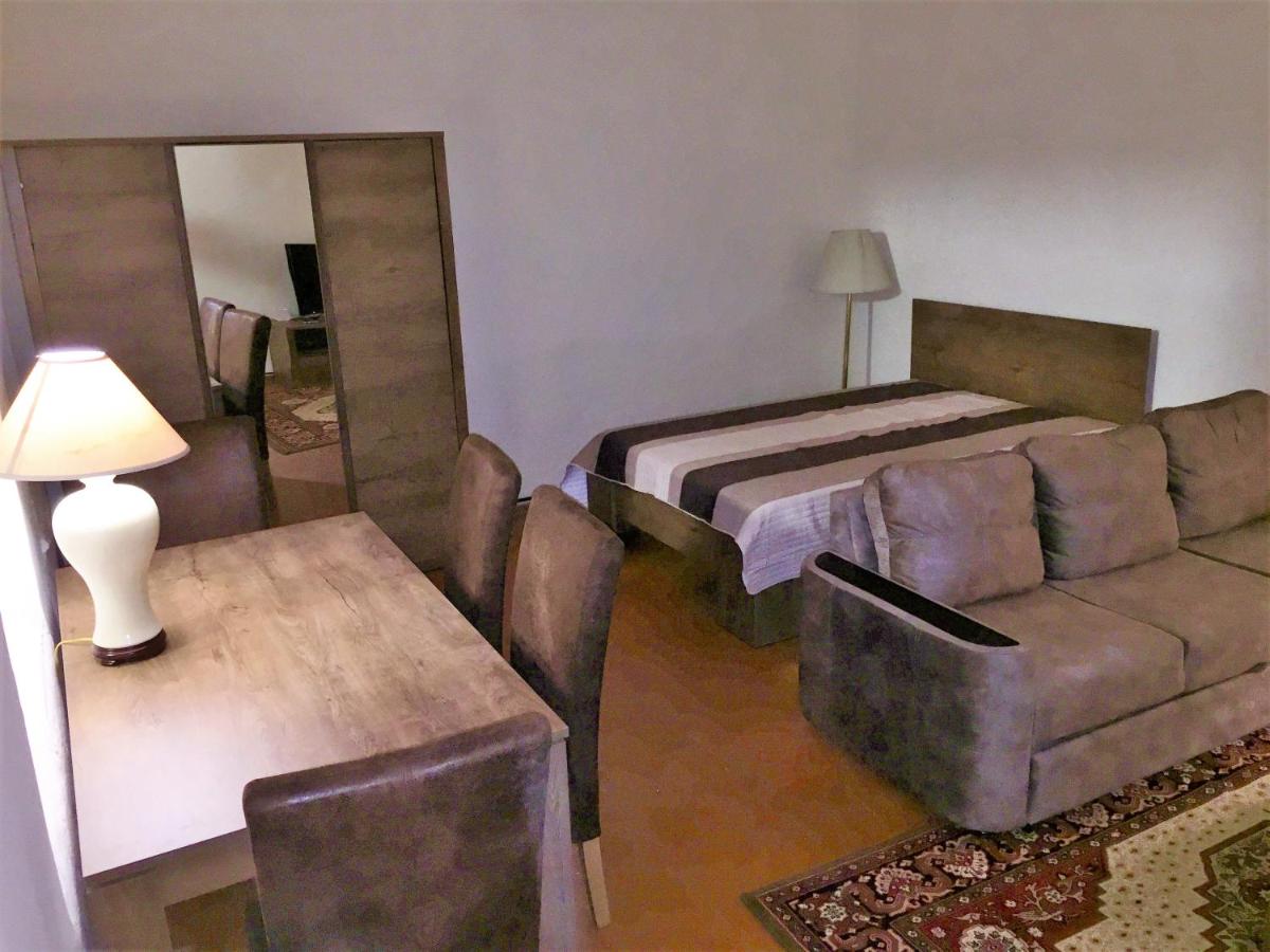 Dilijan Family House - Housity