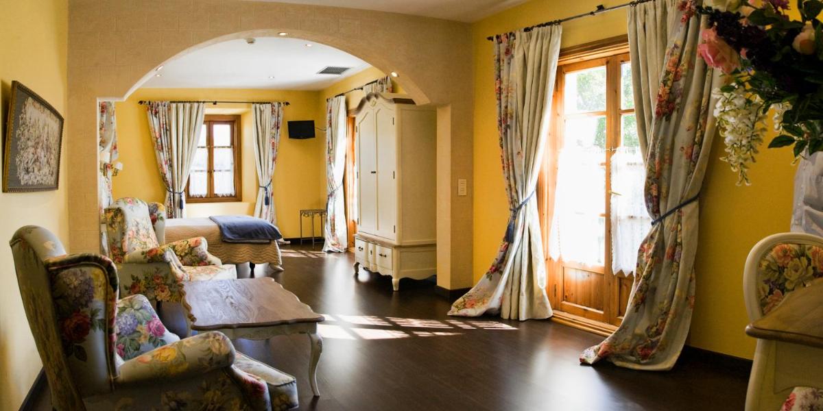 Hotel San Antón Abad - Housity