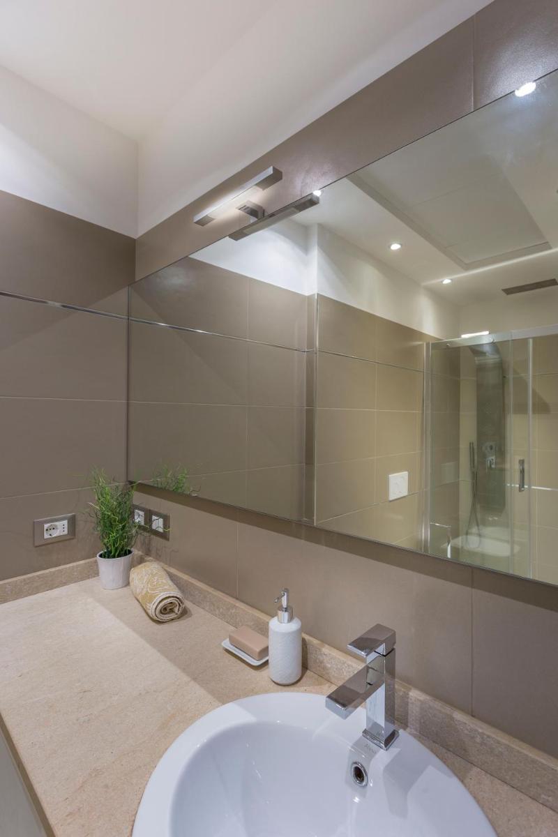 Udine Centre Stylish Apartment - Hizvo