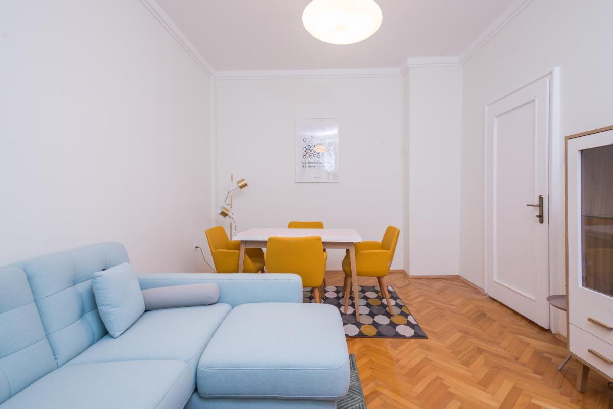 Suitetrails - Designer & Luxurious, Business, One Bedroom Apartment in Top Central Sofia