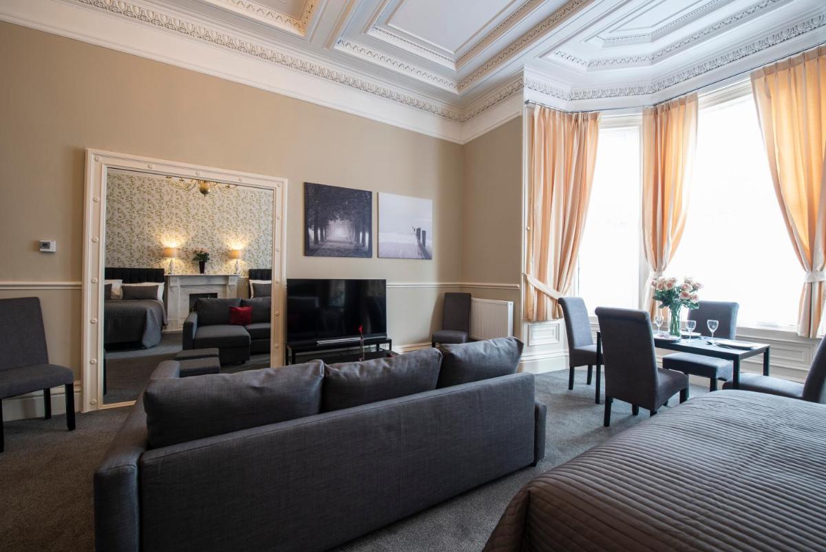 Grosvenor Suites - Housity