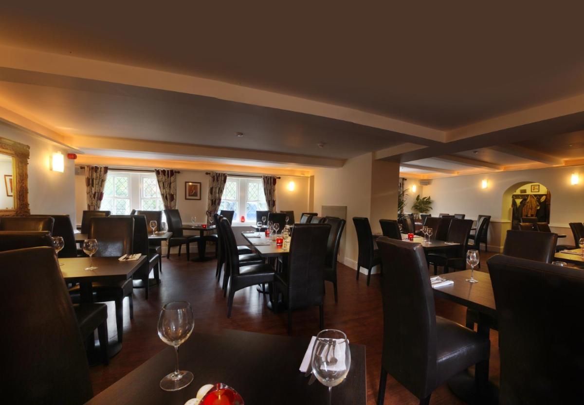The Old Bell Inn - Housity