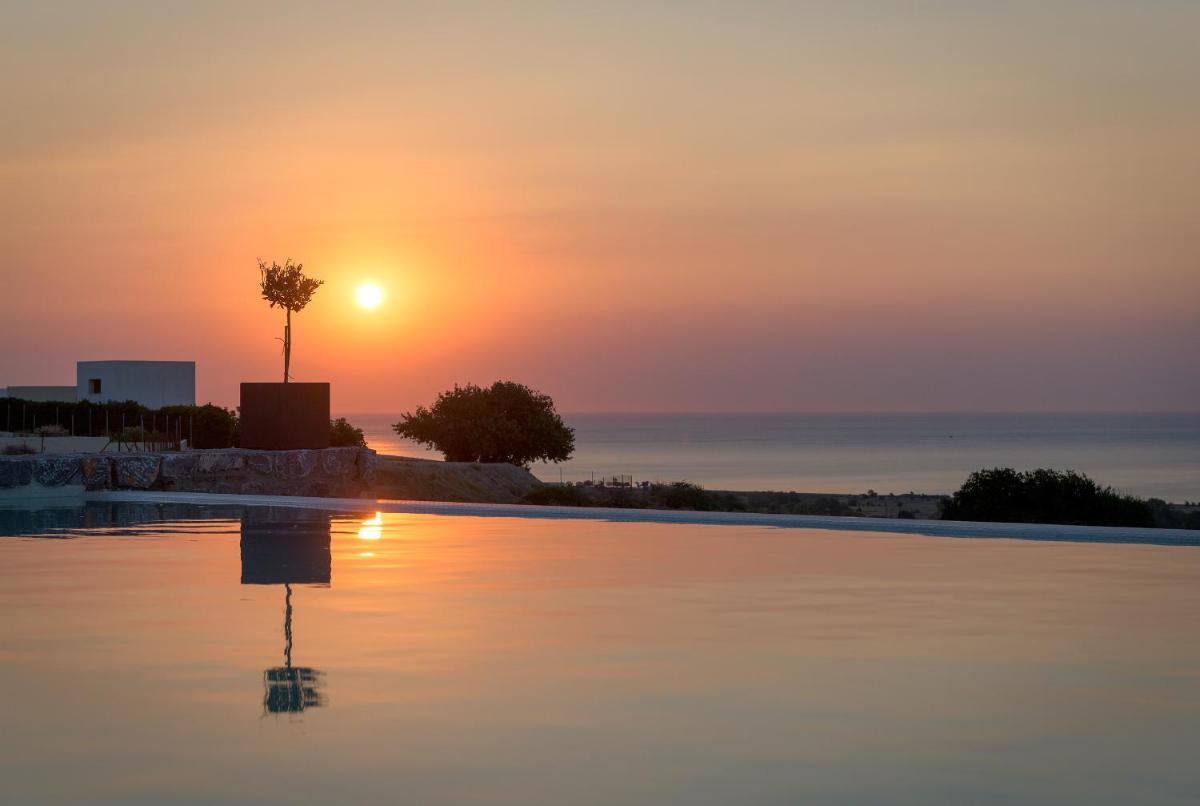 Alav Pool Villa - Housity