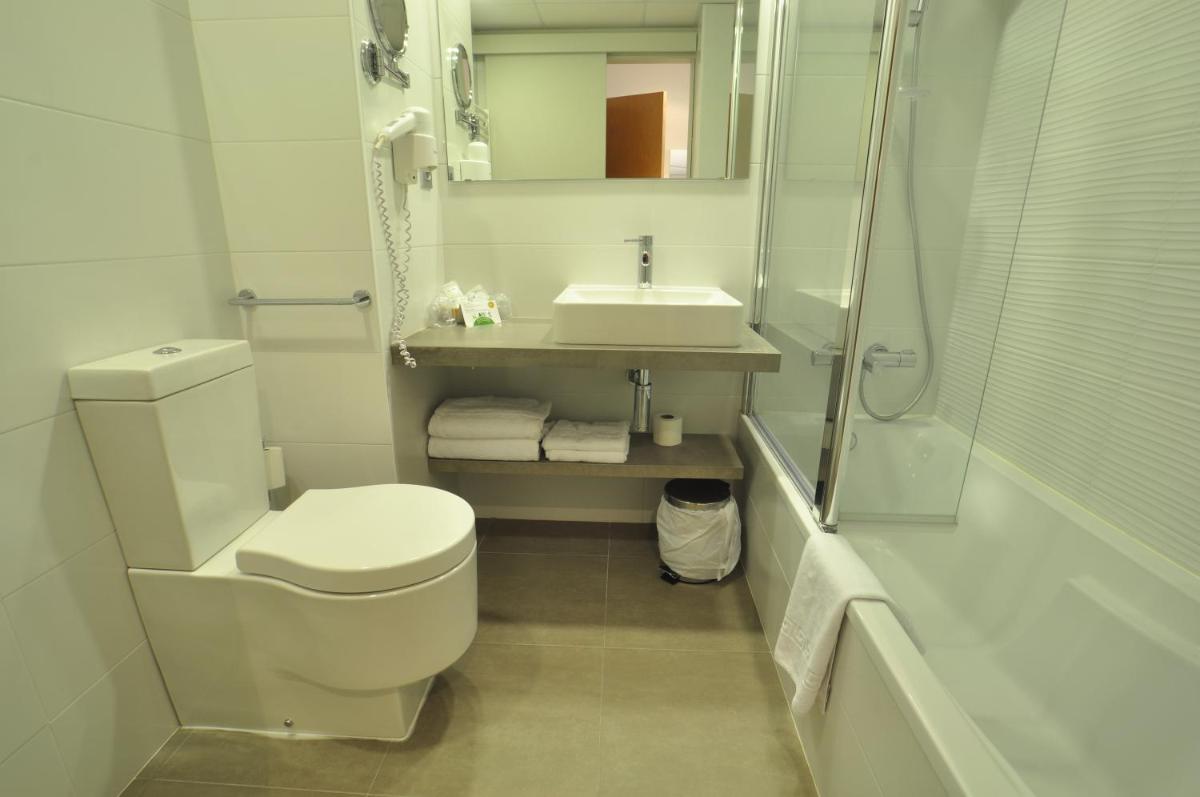 Un baño de Hotel & Spa Real Jaca