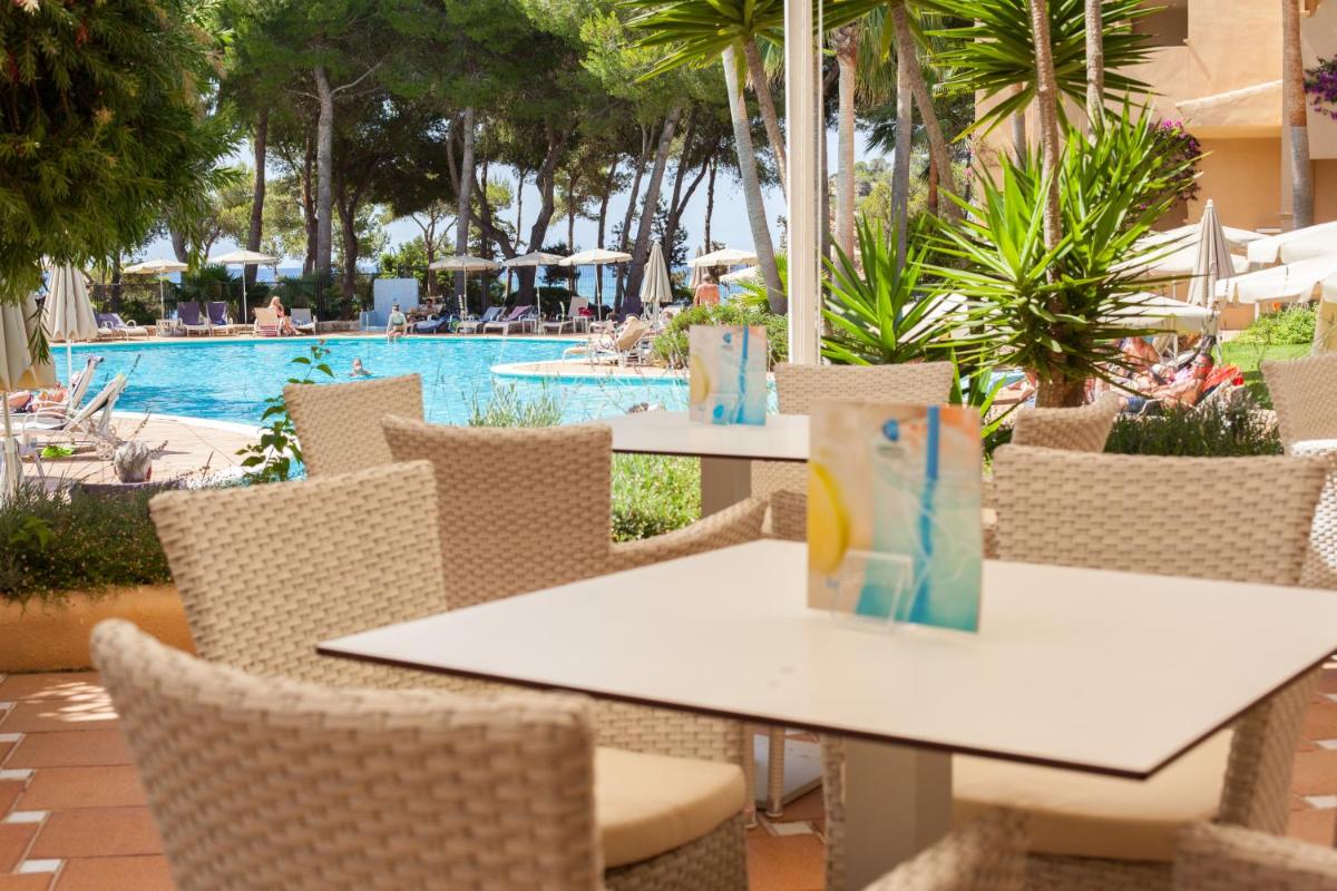 Piscina en o cerca de Grupotel Santa Eulària & Spa - Adults Only