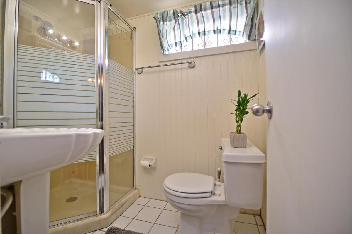 Historic Apartment in the Heart of Christiansted - Housity