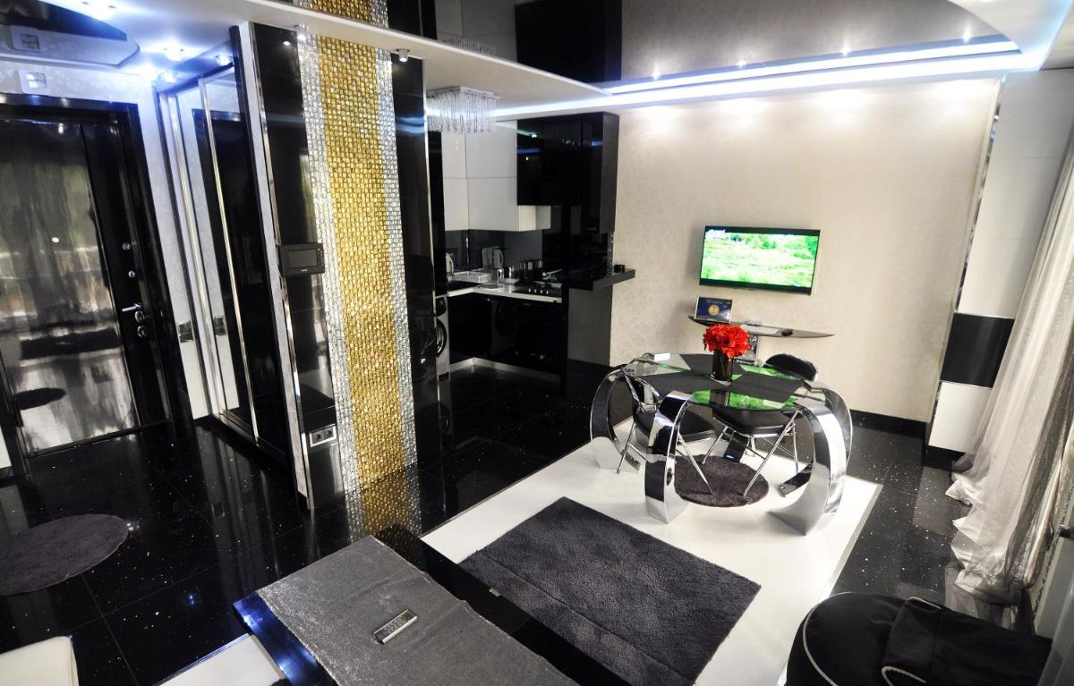 Hotel Chanel Apartments - Housity