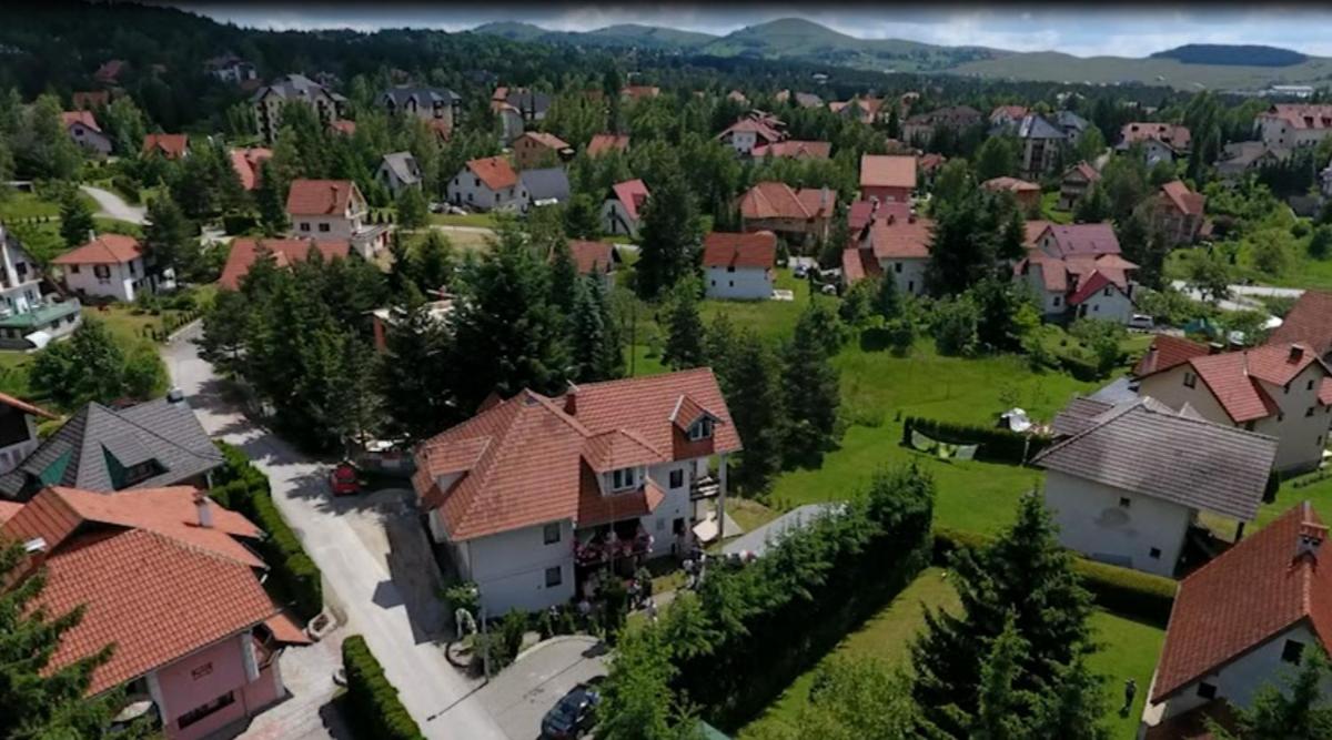 Apartmani KNEŽEVIĆ - Housity