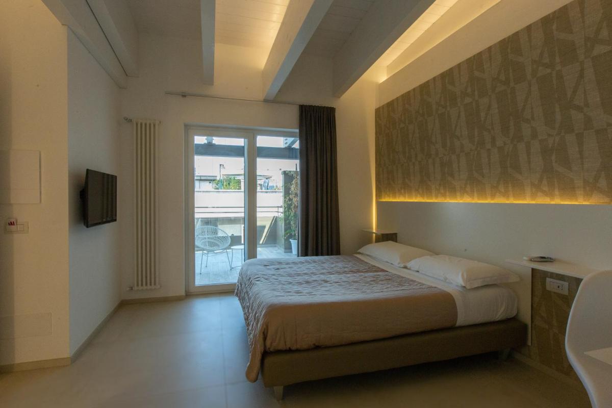 Hotel New Bari - Housity