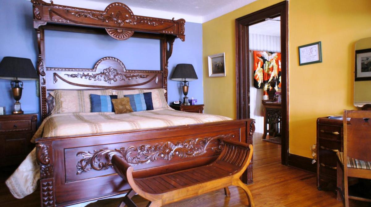 A Night to Remember B & B - Housity