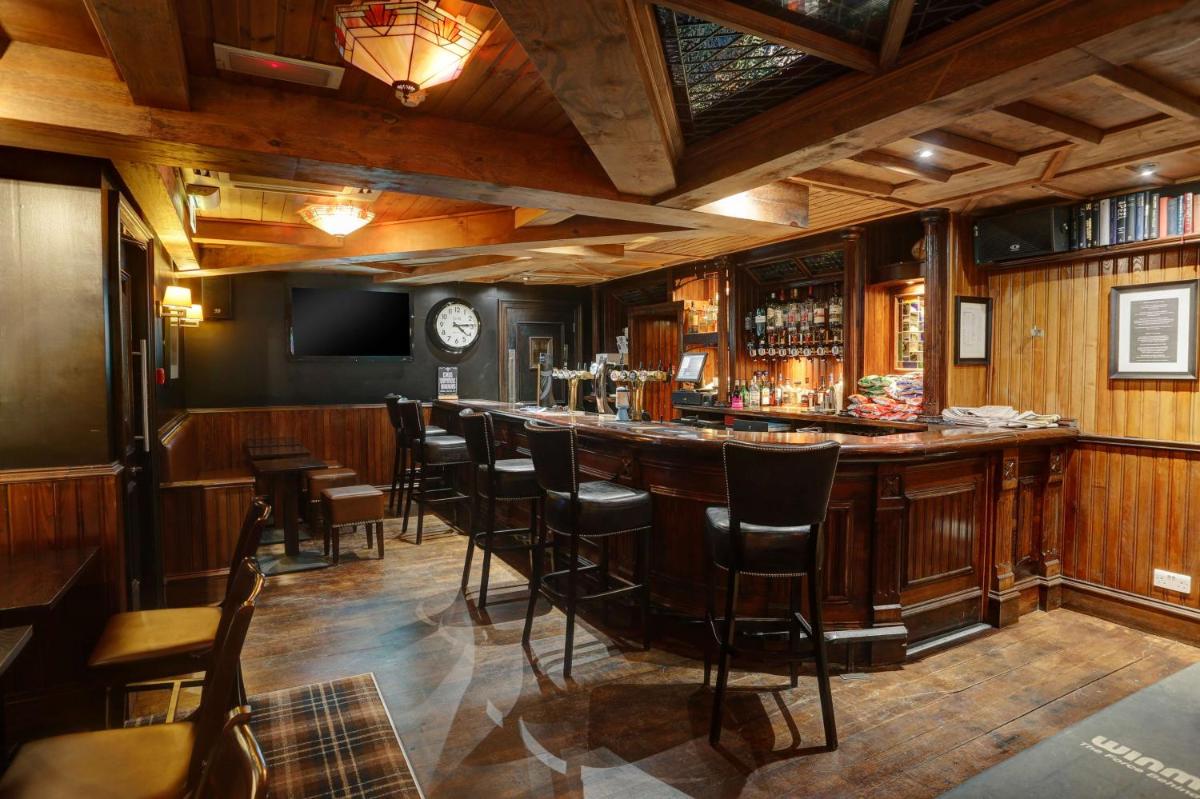 Best Western Eglinton Arms Hotel - Housity