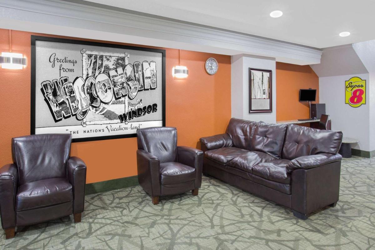 Super 8 by Wyndham Windsor/Madison North - Housity