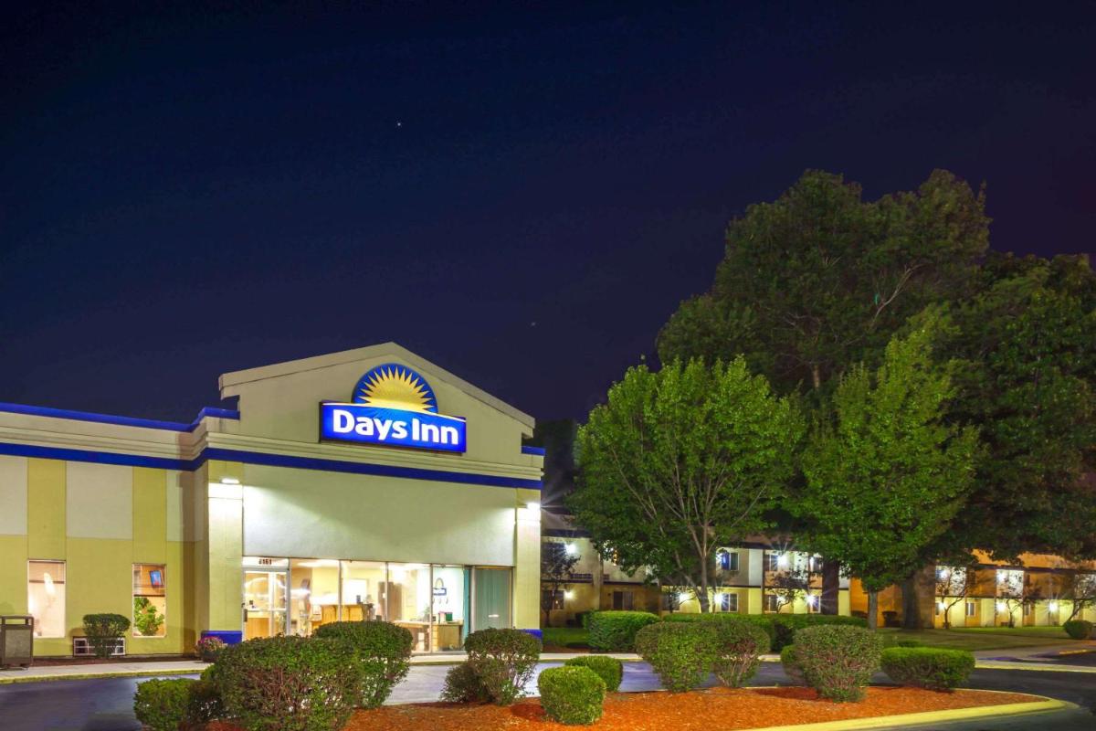 Days Inn by Wyndham Portage - Housity