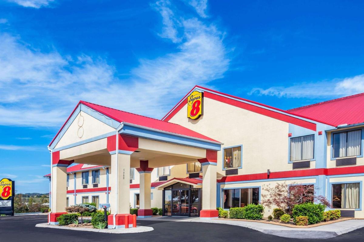 Super 8 by Wyndham Morristown/South - Housity