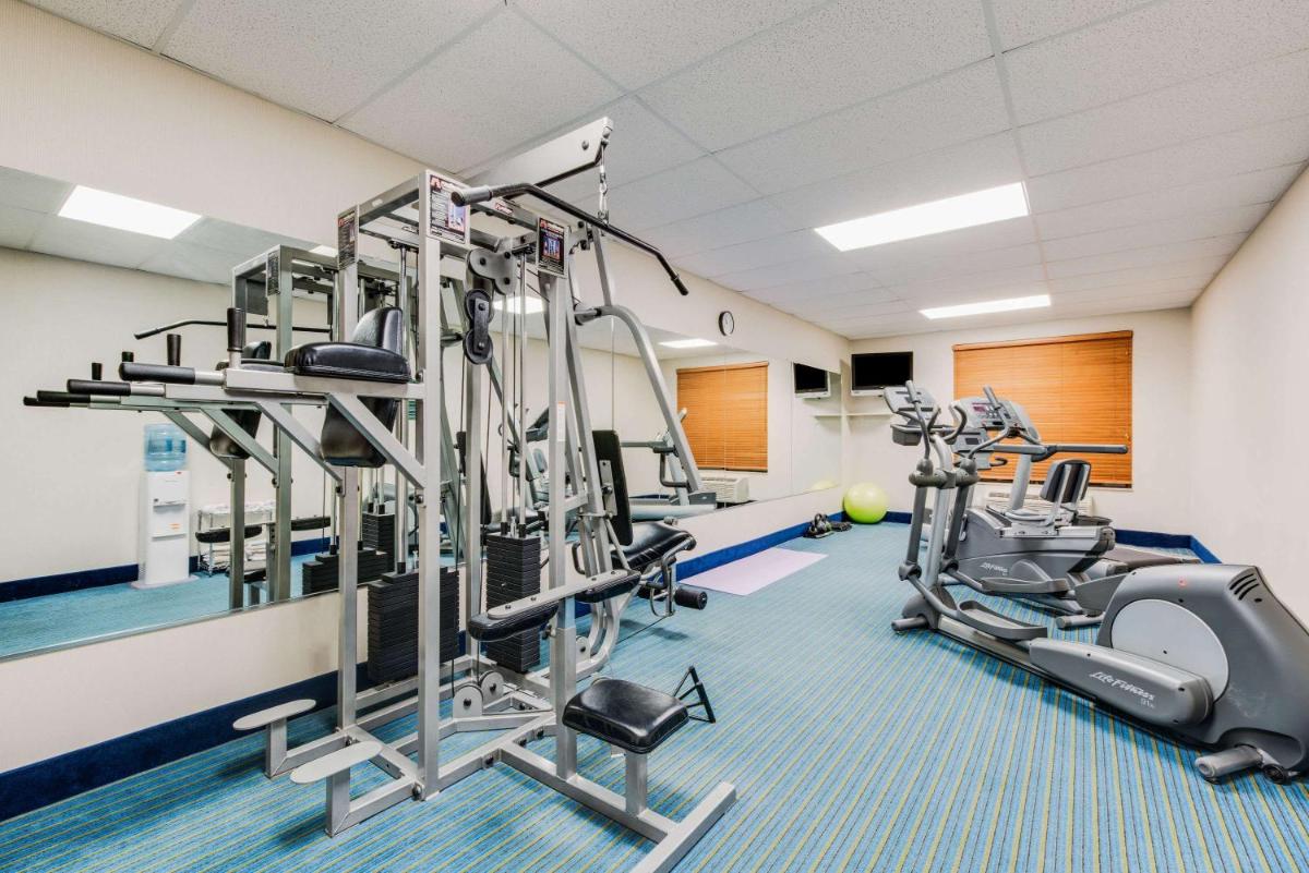 Wingate by Wyndham - York - Housity