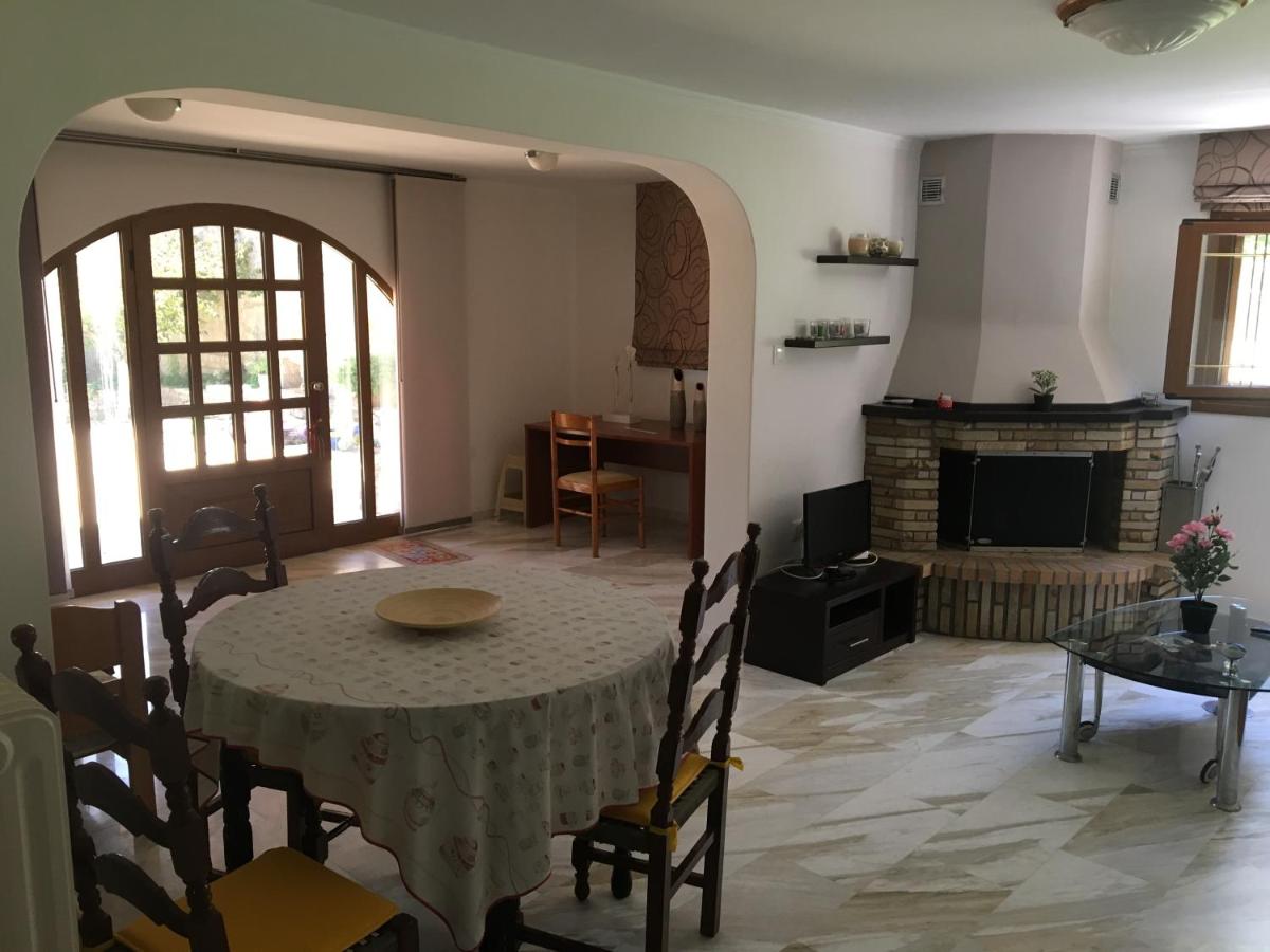 Suitetrails - Ionian Sea Base Floor Villa Apartment at Kyllini