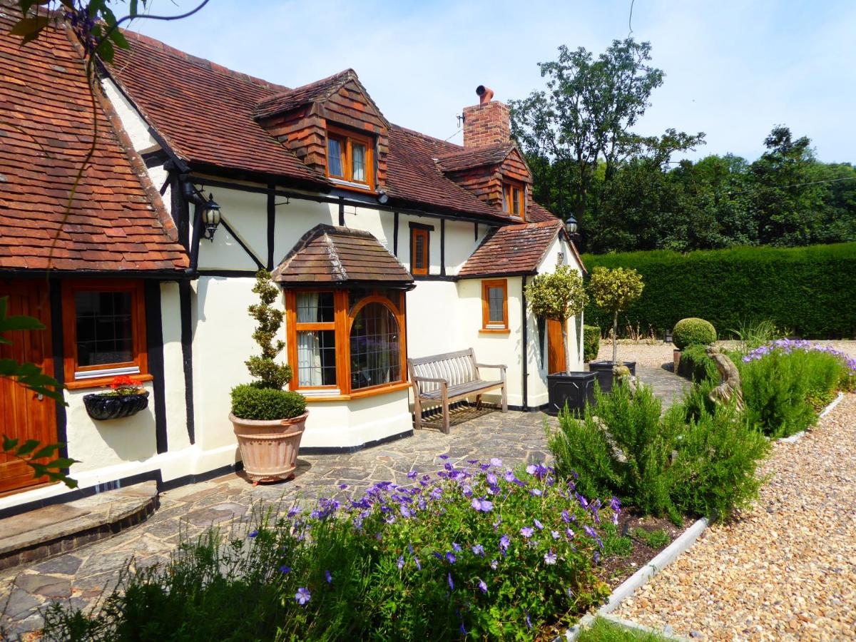 Handywater Cottages - Housity