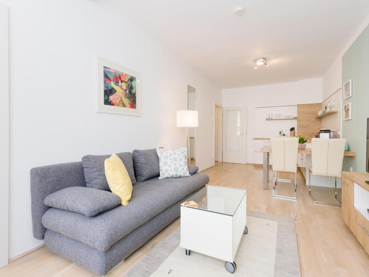 Christian Apartments Oper - contactless check in - by Arbio - Housity