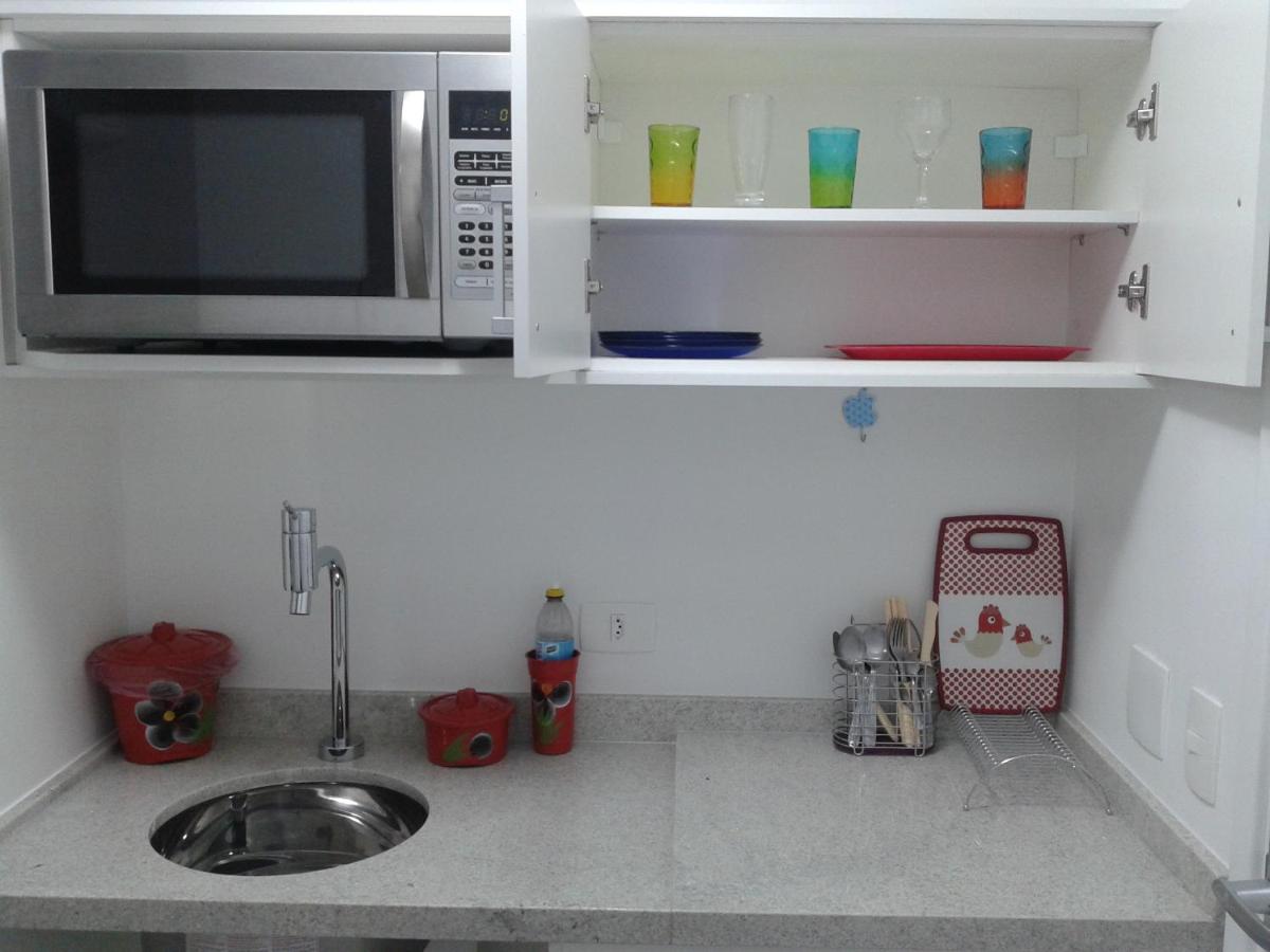 Studio Aconchego, próximo a Rua da Consolação, aos Metros República e Anhangabaú, com ar condicionado, piscina, academia, wifi e varanda - Housity