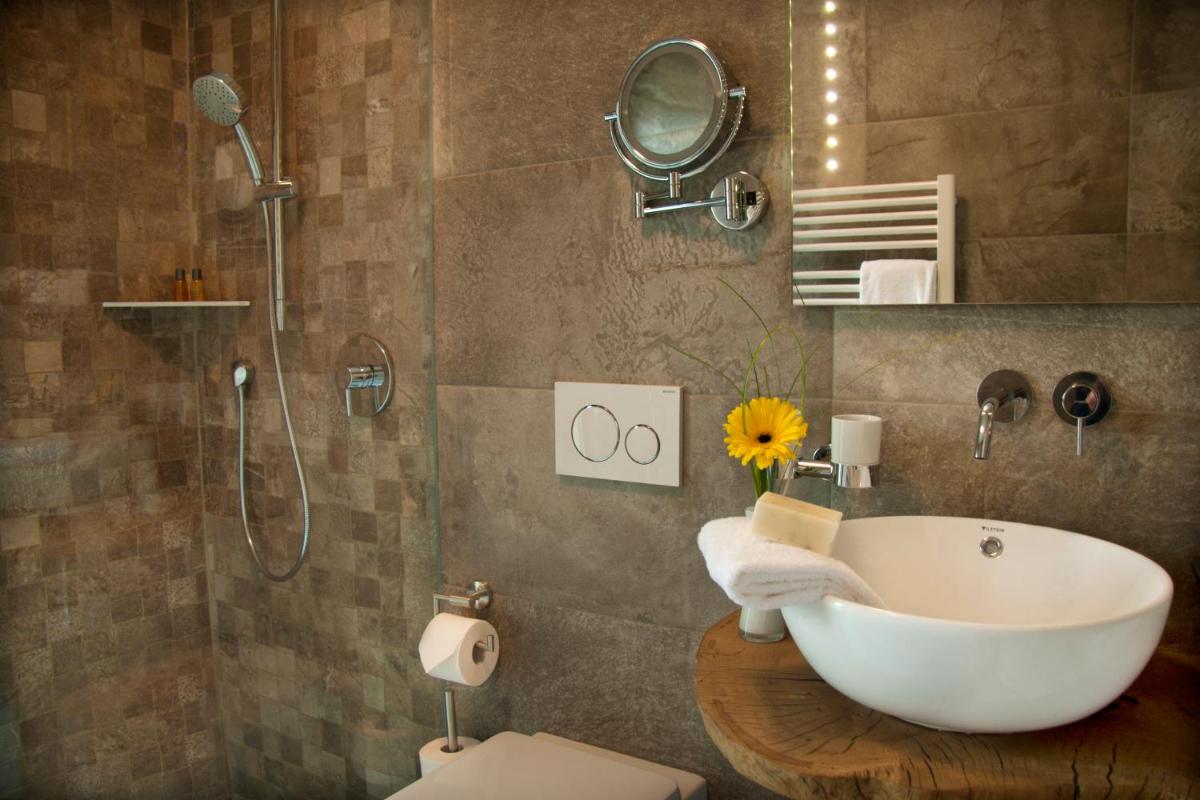 Hotel Am Moosrain Garni - Housity