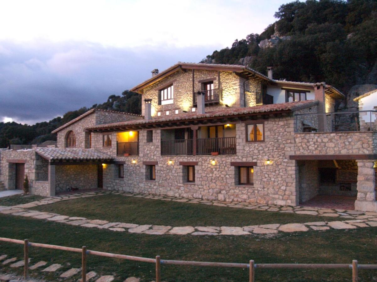 Font D'en Torres Solo Adultos - Housity