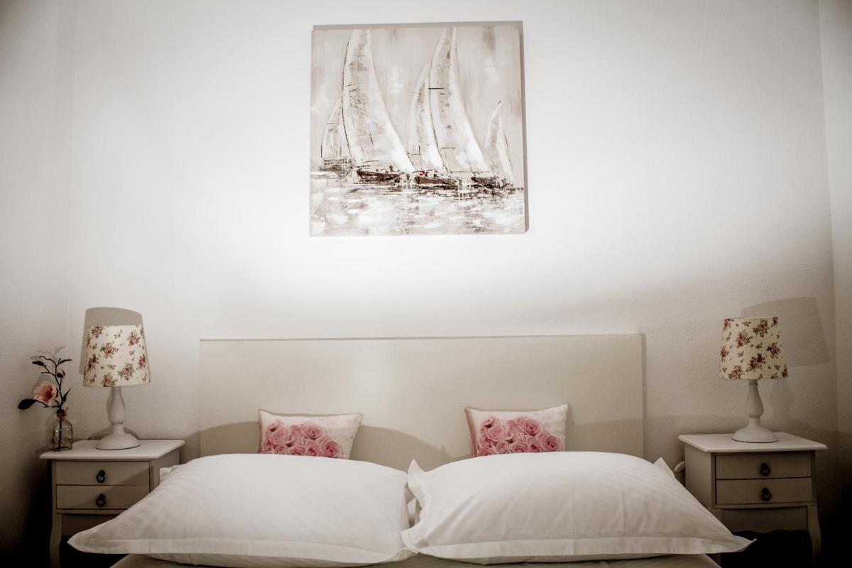 Apartman Dujmović - Housity