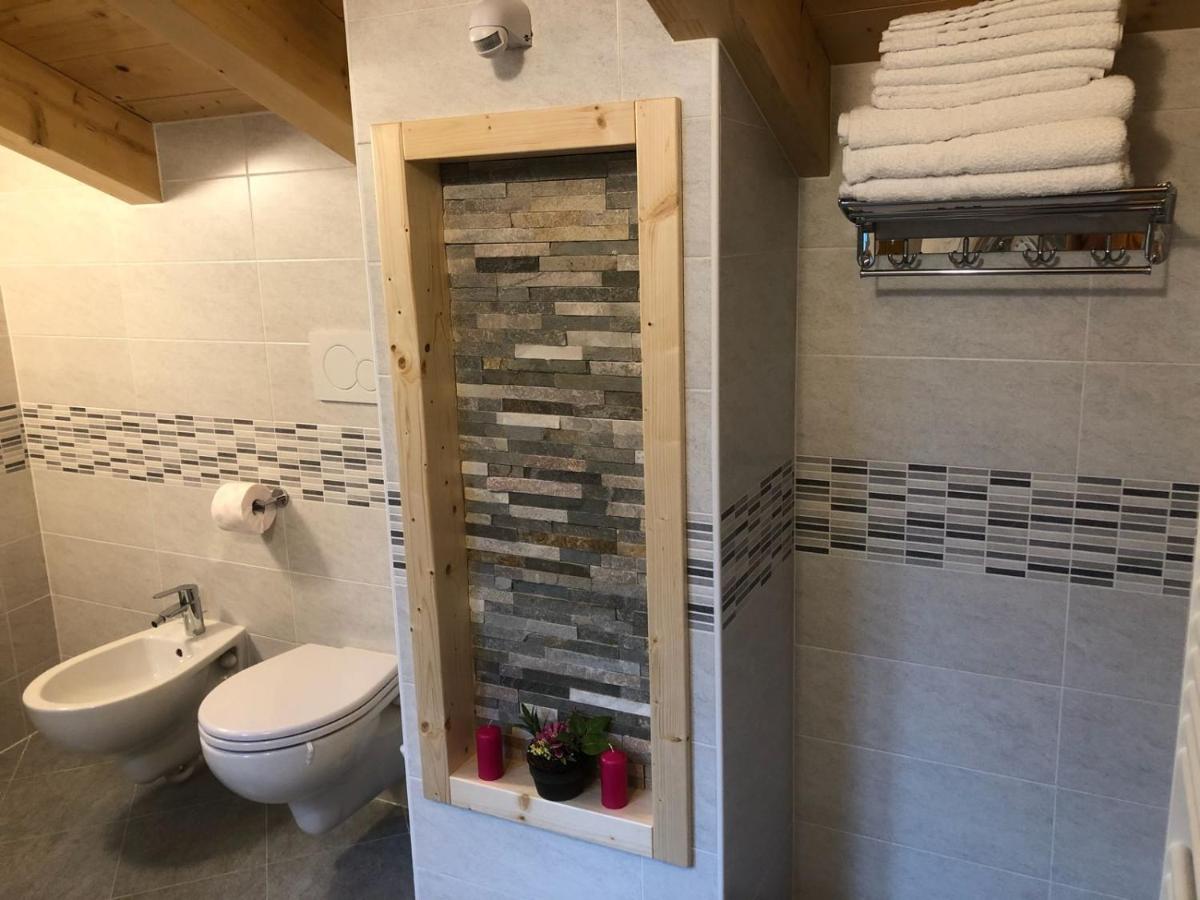 B&B Butterfly - Housity